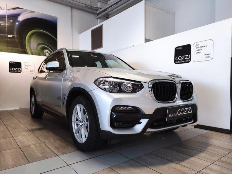 BMW X3        (G01/F97) X3 xDrive30e Business Advantage - Cozzi