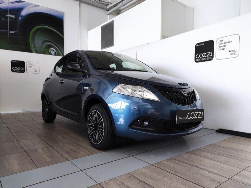 LANCIA Ypsilon 3ª serie Ypsilon 1.0 FireFly 5 porte S&S Hybrid Oro - Cozzi