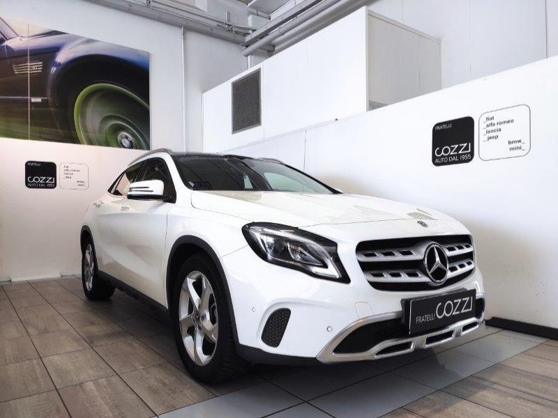 MERCEDES-BENZ GLA          (X156) GLA 180 Sport - Cozzi