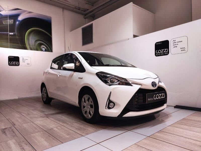 TOYOTA Yaris 3ª serie Yaris 1.5 Hybrid 5 porte Business - Cozzi