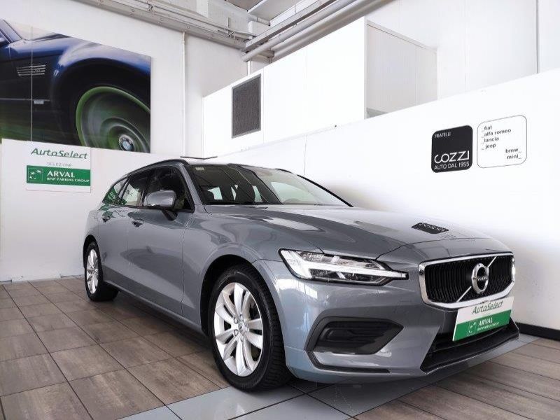 VOLVO V60 (2018-->) V60 B4 (d) Geartronic Momentum Business - Cozzi